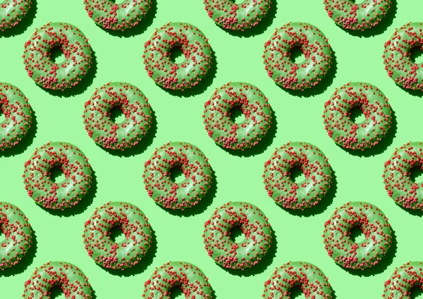 Зелений Пончик Безшовний Візерунок Зеленому Тлі Крупним Планом — стокове фото
