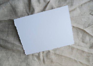 Boş beyaz kağıt. en üstteki görünüm