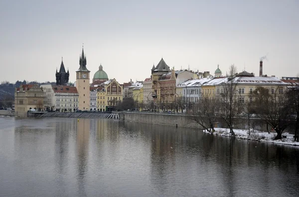 Oude gebouwen uit Praag — Stockfoto