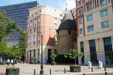 Brüksel siyah Kule (XIII. yüzyıl)