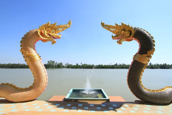 Naga statue by the river — Stock Photo, Image