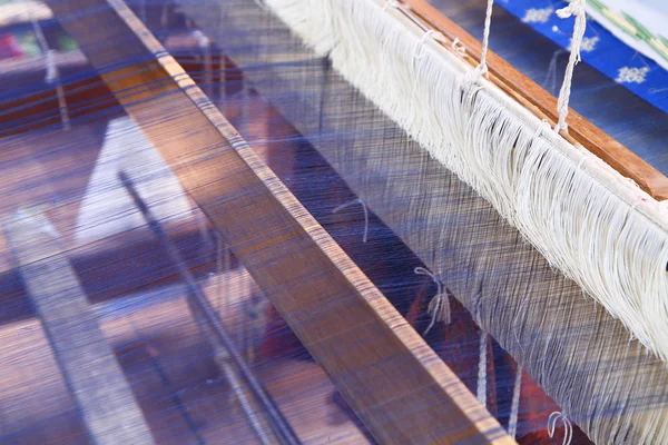 Thai silk on the loom — Stock Photo, Image