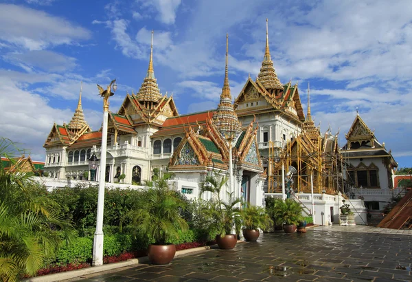 Gran palacio en Bangkok, Tailandia —  Fotos de Stock