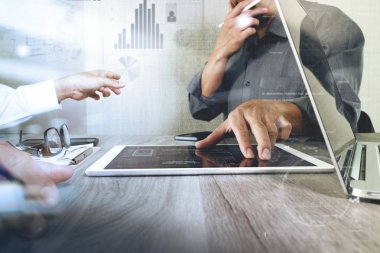 Sunu onun meslektaşları ve iş işadamı