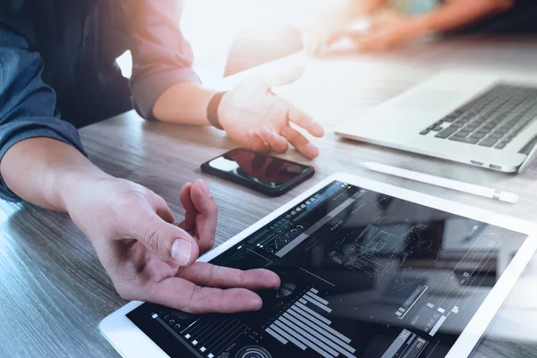 Two colleagues interior designer discussing data and digital tab — Stock Photo, Image