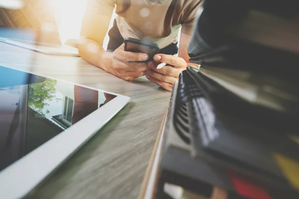 Designer hand working with digital tablet and laptop computer an — Stock Photo, Image