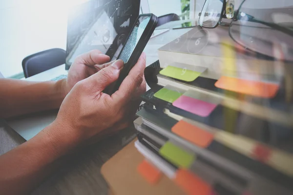 Website designer working digital tablet and computer laptop with — Stock Photo, Image