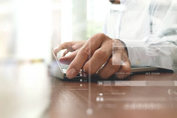 Homem de negócios mão trabalhando com novo computador moderno e digital bu — Fotografia de Stock