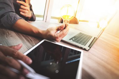 İş takım toplantısı mevcut. Fotoğraf profesyonel yatırımcı çalışırdı