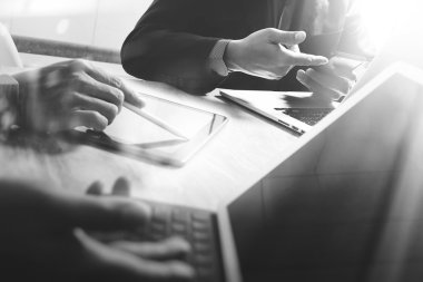 İş takım toplantısı mevcut. Fotoğraf profesyonel yatırımcı çalışırdı