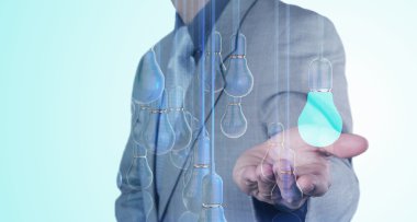 3d ampul o ile çalışan işadamı el çift pozlama