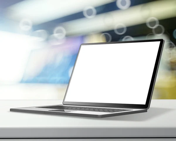Laptop com tela em branco na mesa de madeira e fundo embaçado — Fotografia de Stock