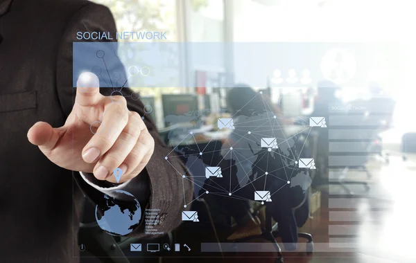 Doble exposición del hombre de negocios que trabaja con una nueva computadora moderna —  Fotos de Stock