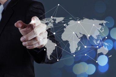 Yeni modern bilgisayar ile birlikte çalışma işadamı çift pozlama 