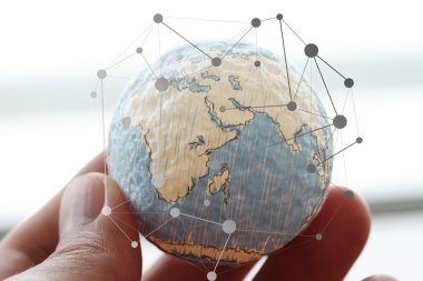 Web sitesi ve internet ahşap top simgesine sayfa konsantrasyon bize ulaşın