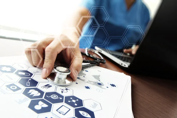 Doctor working with  laptop computer in medical workspace office — Stock Photo, Image