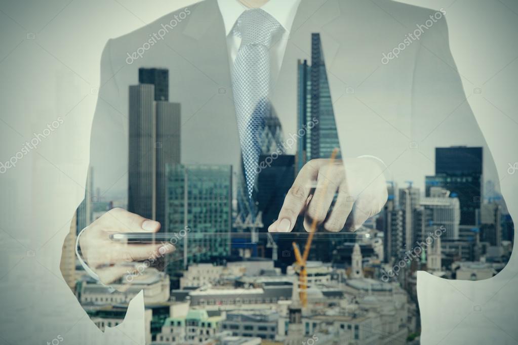 экономический человек будущего. робот человек. аналитика стратегия. предвидение будущего. бизнес фон.