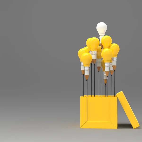 Menggambar konsep ide pensil dan bola lampu di luar kotak sebagai cr — Stok Foto