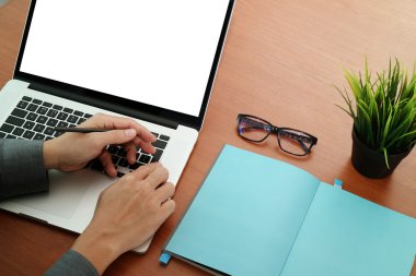 işadamı el ile yeni çalışma çift pozlama Üstten Görünüm