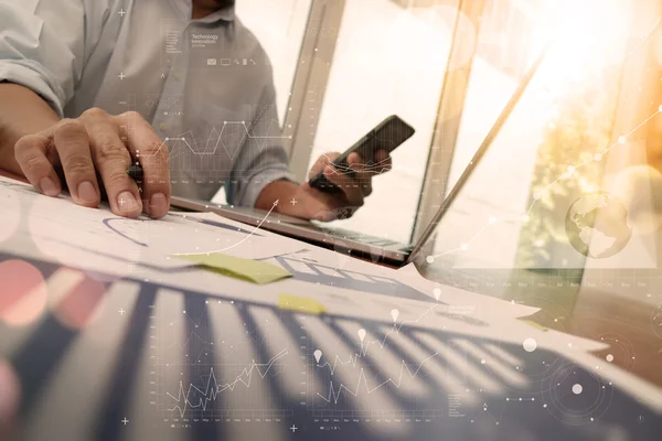 Geschäftsmann Hand arbeitet mit neuen modernen Computer mit digitalem b — Stockfoto