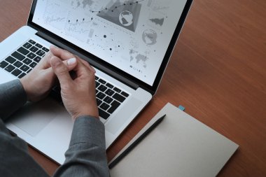 işadamı el ile yeni çalışma çift pozlama Üstten Görünüm