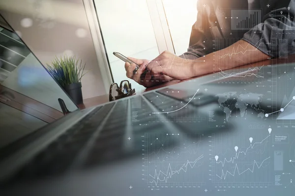 Hombre de negocios mano trabajando con la nueva computadora moderna y negocios s —  Fotos de Stock