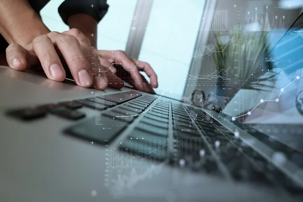 Zakenman hand werken met nieuwe moderne computer en business s — Stockfoto