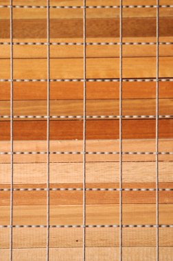 Duvar telli tahta yığını.