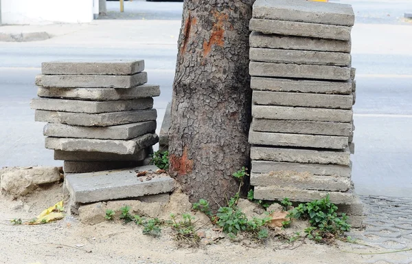 Pila de ladrillos de pavimentación — Foto de Stock