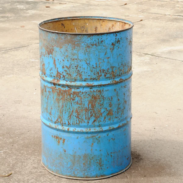 Single Used Old Oil Tank — Stock Photo, Image