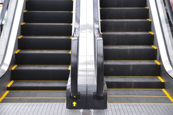 Up and down escalators