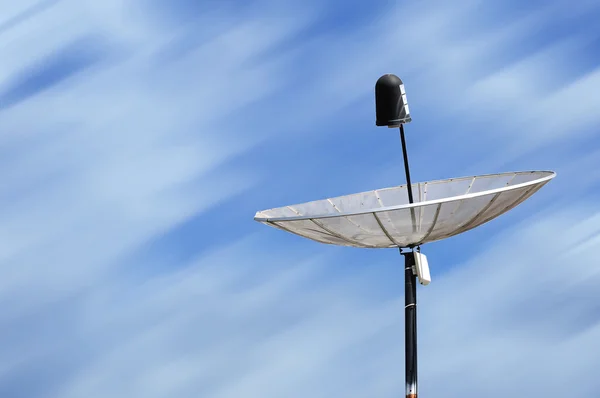 Antena parabólica — Fotografia de Stock