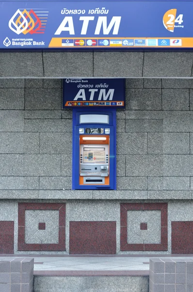 Bankautomat i Bangkok — Stockfoto