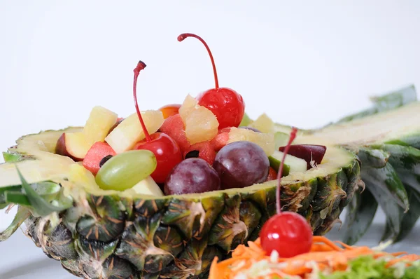 Fruit salad in pineapple — Stock Photo, Image