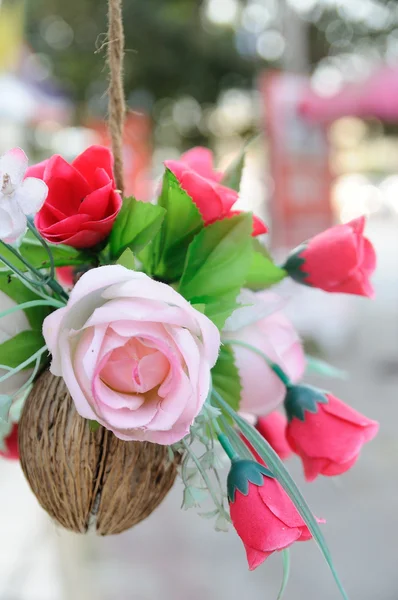 Güzel çiçek sepeti — Stok fotoğraf