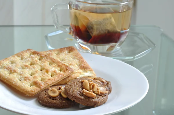 Cup of tea with cookies — Stock Photo, Image