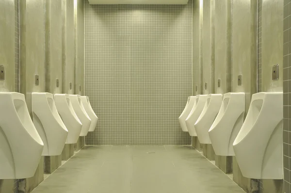 Public empty restroom — Stock Photo, Image