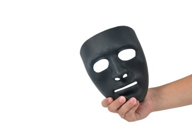 Adam elini tutarak siyah maske