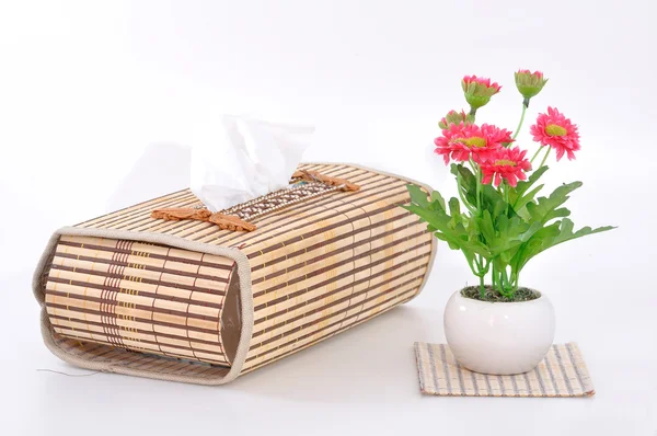 Caja con flores en jarrón . — Foto de Stock