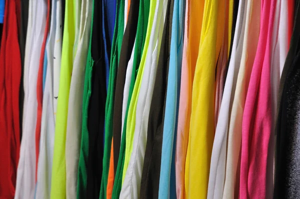 Çok renkli giysiler dizi — Stok fotoğraf
