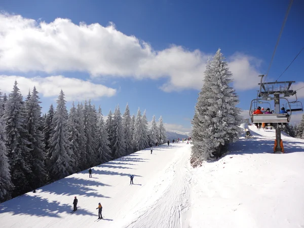 Modernes Skigebiet — Stockfoto