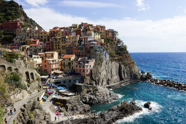 Manarola 마을과 성 리구리아, 친퀘테레 바다 — 스톡 사진