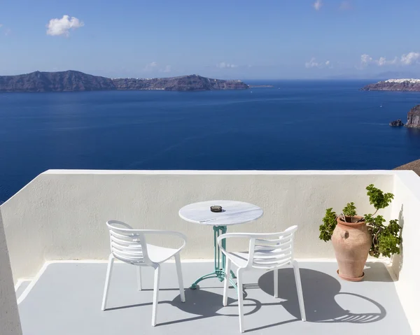 Restaurant terraca overluking an der Ägäis — Stockfoto