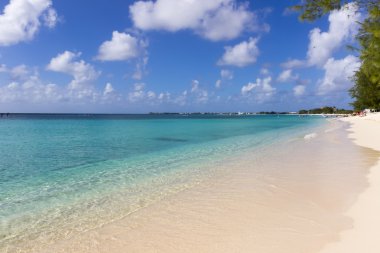 Grand Cayman. Yedi mil plaj