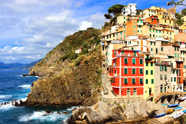 Italské vesnice Riomaggiore, Cinque Terre, Itálie — Stock fotografie