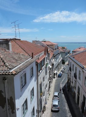 Lizbon kırmızı çatılar