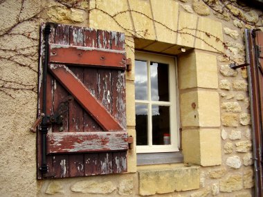 Fransız çiftlk evi pencere & kepenkler