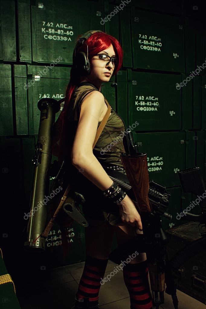 Redhead and large bazookas