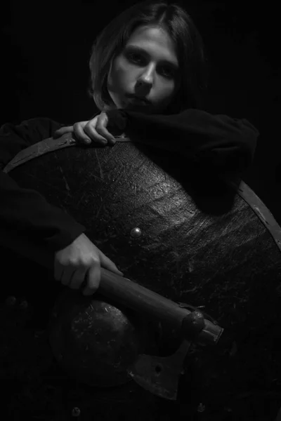 Cute Young Scandinavian Medieval Woman Posing Shield Axe Black Background — Stock Photo, Image