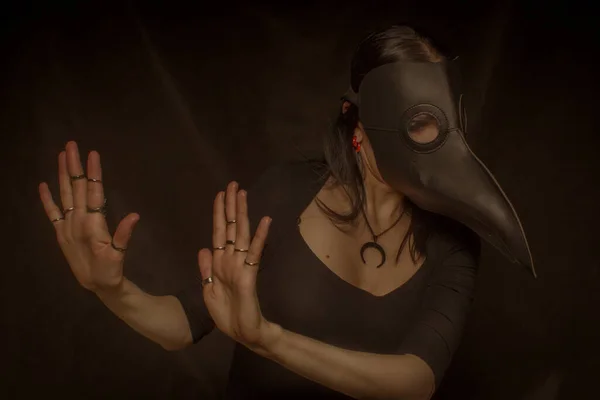 Girl Plague Doctor Mask Posing Dark Background — Stock Photo, Image